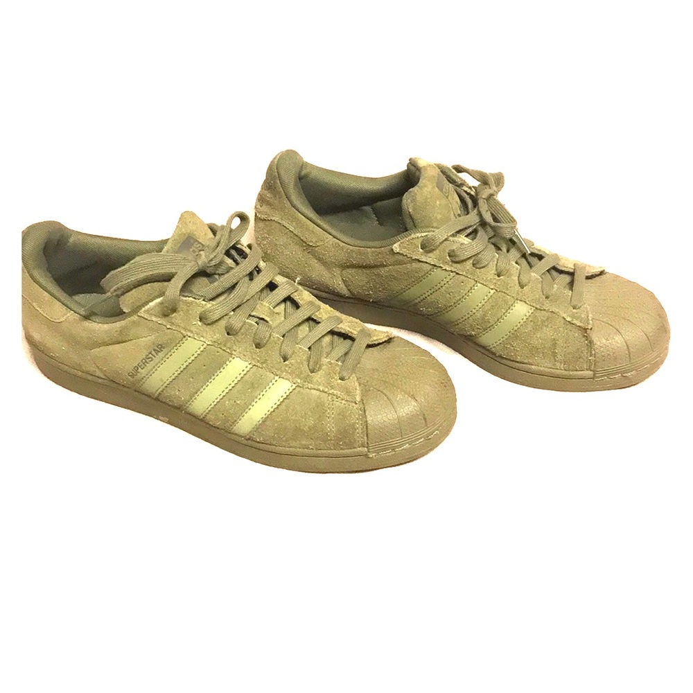 Adidas Superstar ‘Olive Cargo’ GS Sneakers.